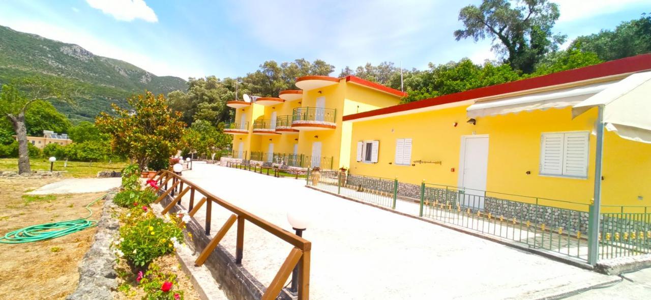 Villa Perkemes Apartments 帕尔加 外观 照片