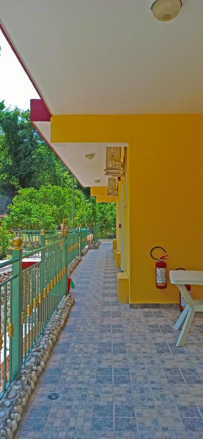 Villa Perkemes Apartments 帕尔加 外观 照片