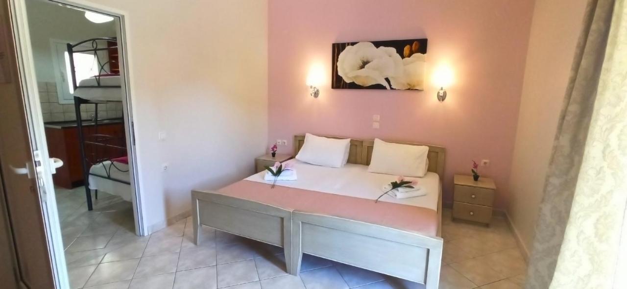 Villa Perkemes Apartments 帕尔加 外观 照片